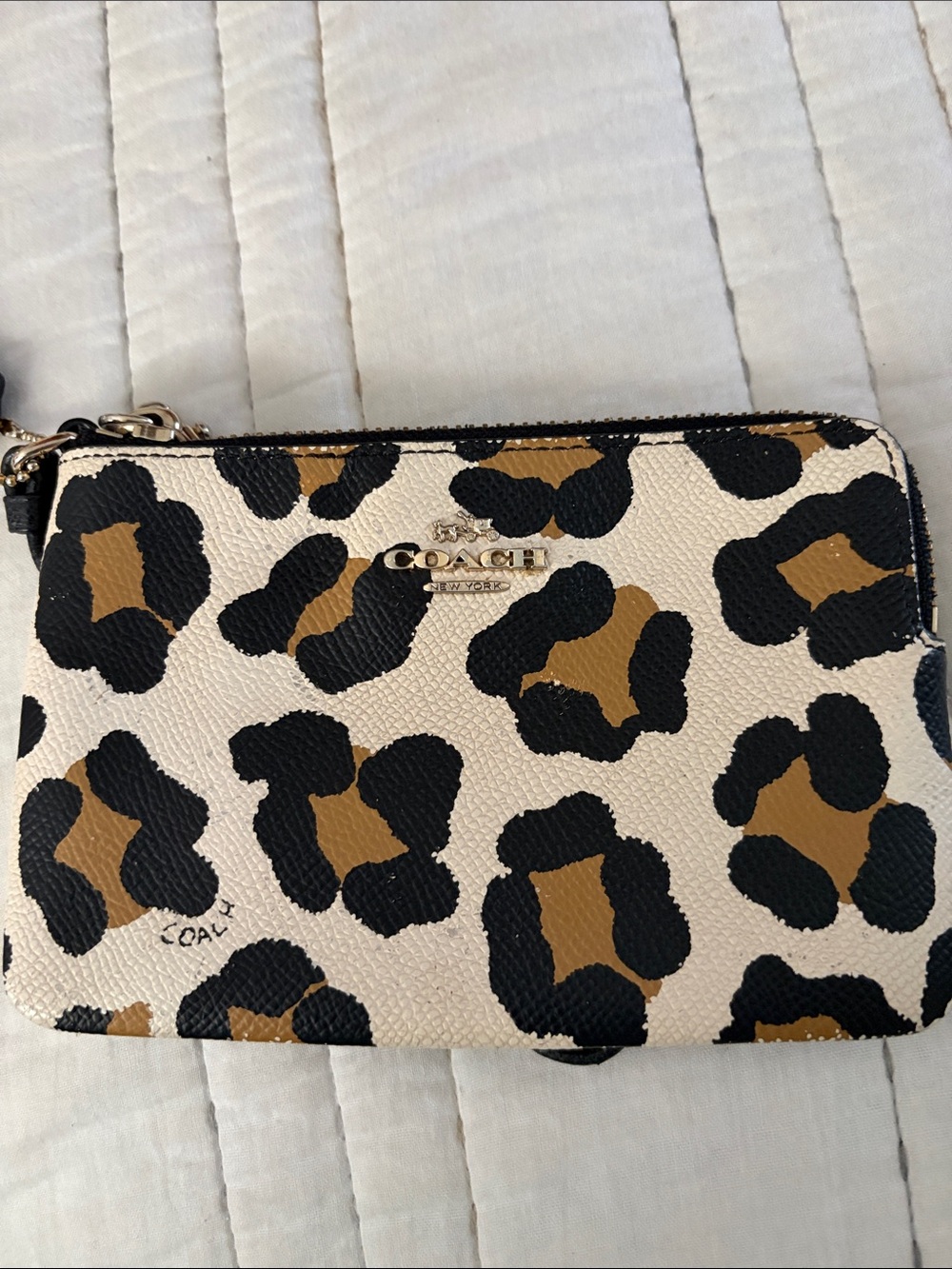 Coach Leopard-Print Wristlet in Cream, Black & Brown 6.5” x 4” x .5” NWOT